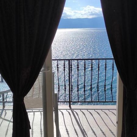 Villa Eros Apartments 2 Струга Экстерьер фото