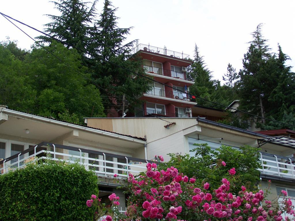 Villa Eros Apartments 2 Струга Экстерьер фото