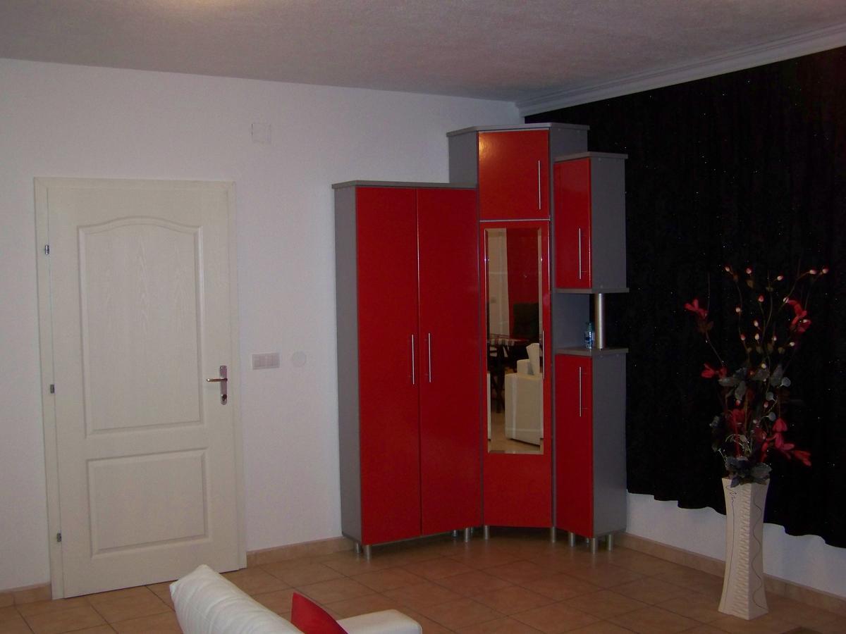 Villa Eros Apartments 2 Струга Экстерьер фото
